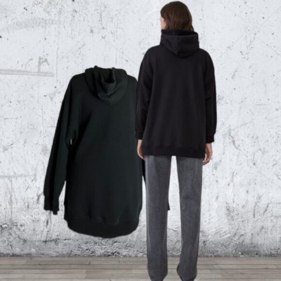 PRICE DROP FOR CCO!!! Cute ZARA Graphic Image Sweatshirt Hoodie in Black & White - Picture 5 of 10